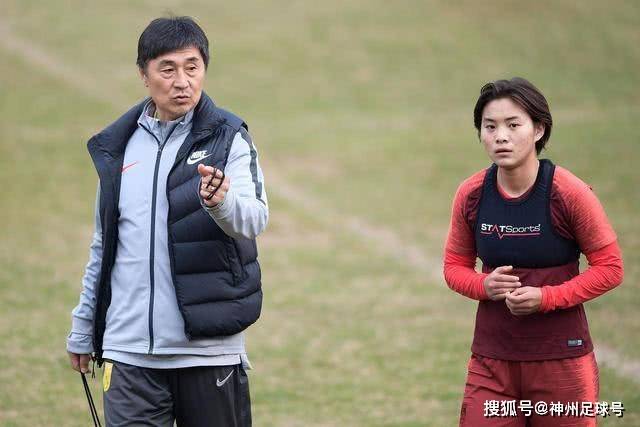 报道称多特在与马刺的表现不佳是交易的关键因素